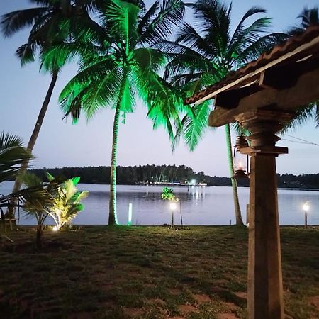 Вілла Whispering Waters Кожикоде Екстер'єр фото